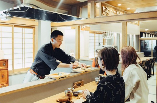 Mitsubikiya boutique inn in a converted earthen storehouse