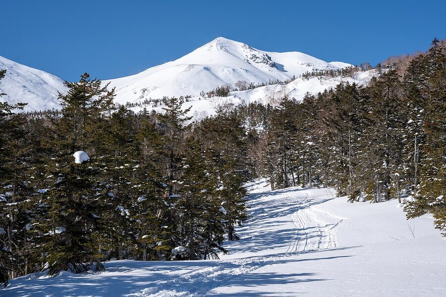 Hiking trail across alpine ridge on Mount Norikura