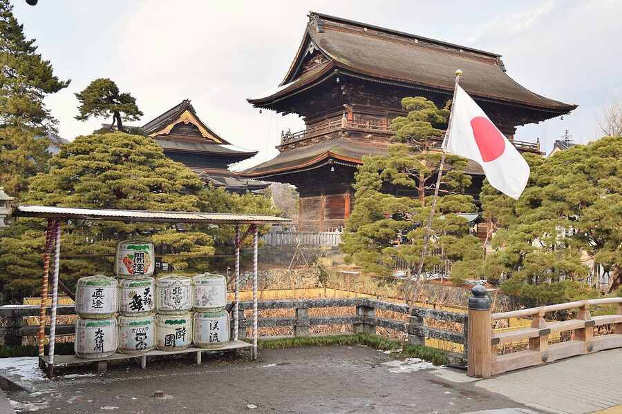 Zenko-ji street activities in Nagano in winter