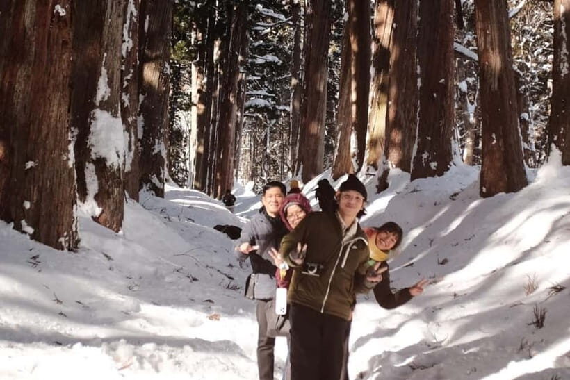 Nagano: Snow Monkeys & Togakushi Shrine Two-Spot in-One Day - Photo Moments: Why the Dedicated Camera Changes the Day