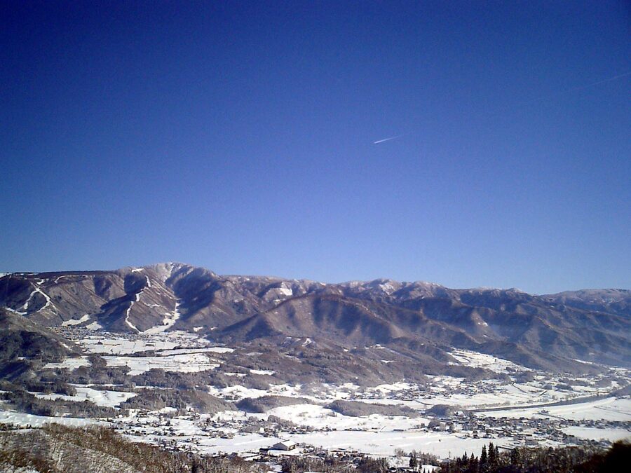 Nozawa Onsen ski slopes panorama