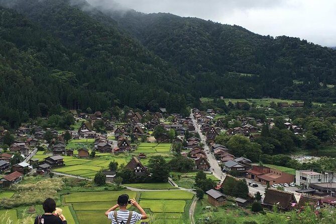 [One-day bus tour departing from Kanazawa Station] Shirakawa-go and Gokayama - Two World Heritage Villages Enjoyable Bus Tour - Key highlights you’ll feel from the start