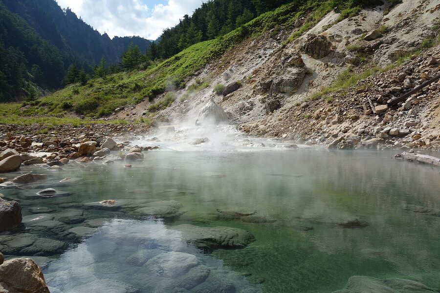 Yumata Onsen wild bath in the Omachi backcountry
