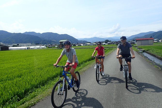 Private Afternoon Cycling Tour in Hida-Furukawa - Key things I’d book this for