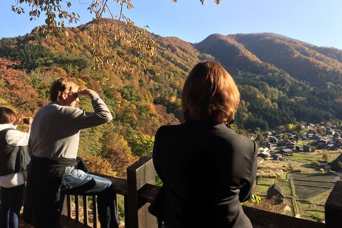 Private Tour of Shirakawago from Kanazawa (Half Day) - A Half-Day Private Jump to Shirakawago From Kanazawa