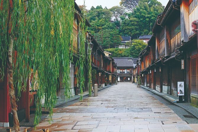 Private Transfer from Takayama to Kanazawa Including Shirakawago - Shirakawago village: the UNESCO stop where time actually helps