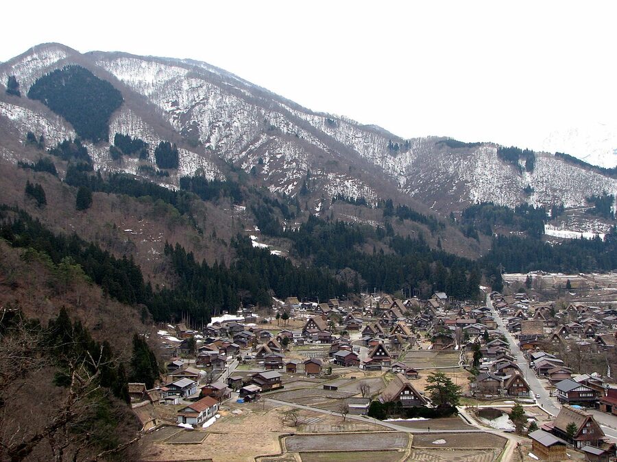 Ogimachi village from Shiroyama Viewpoint