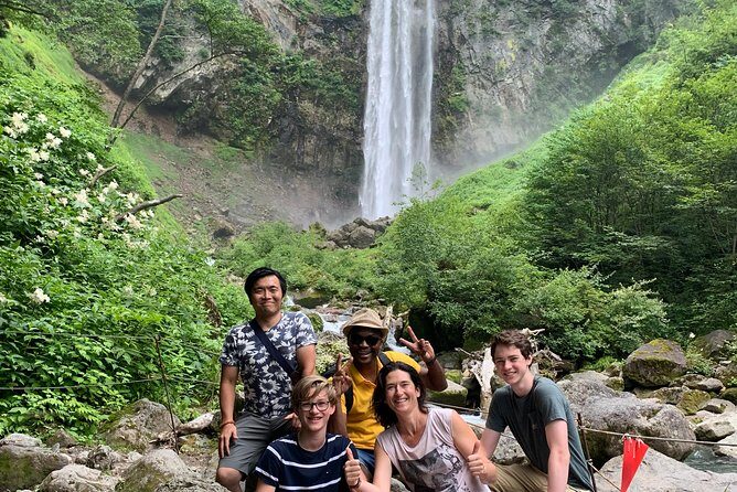 Shirakawago(UNESCO world heritage)/ Onsen / Hiking / 1day tour - Hirayu Falls: big water, plus the tree you came for