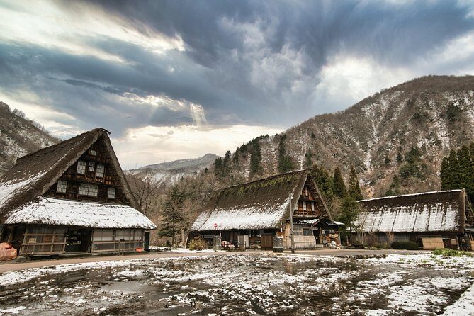 Takayama and Shirakawago/Photoshoot by professional photographer - Getting picked up in Kanazawa at 8:30 and still keeping the day flexible