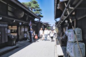 Takayama and Shirakawago/Photoshoot by professional photographer - Takayama Jinya: a strong first stop before the old-town streets