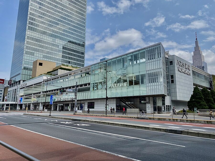 Busta Shinjuku expressway bus terminal exterior