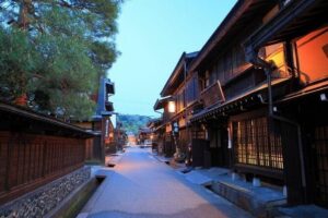 Takayama Half-Day Private Tour with Government Licensed Guide - How the 4-hour private tour actually works (2–3 stops)