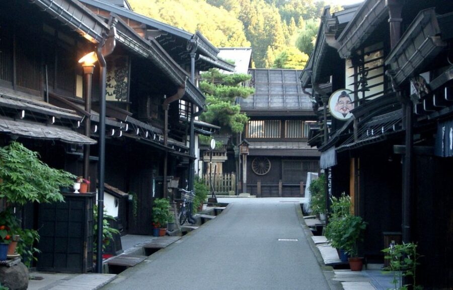Takayama: Private Walking Tour with a Local Guide - Key Things to Know Before You Go