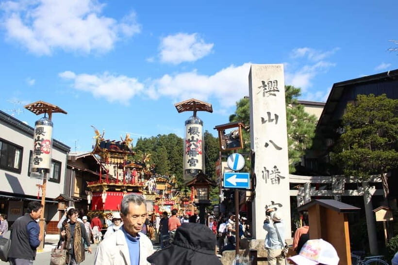 Timeless Takayama: Private Walk Through History & Beauty - Shiroyama Park: Sweeping views from a historic site