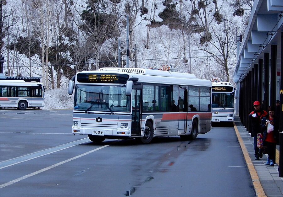 Kanden Tunnel Electric Bus at Kurobe Dam Station