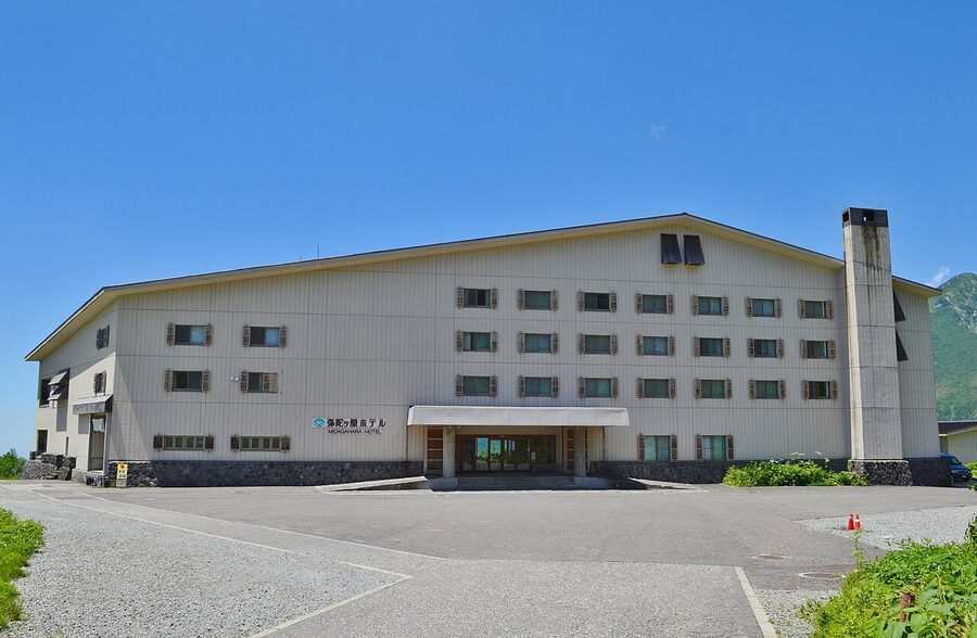 Midagahara Hotel on the Tateyama Toll Road