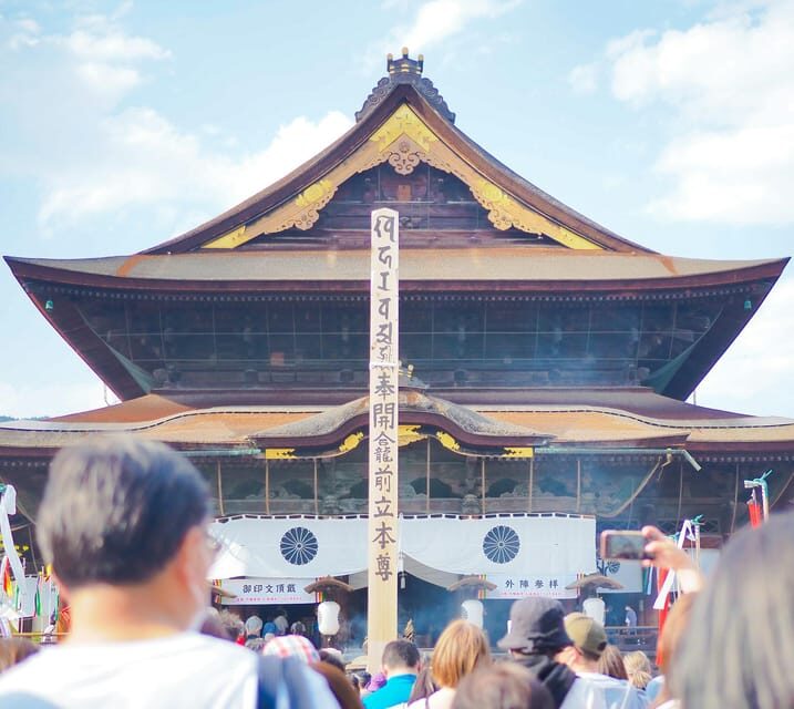 Tokyo: Nagano, Snow Monkeys and Zenko-ji Temple Private Tour - The real draw: snow monkeys plus Nagano culture, not just a wildlife stop