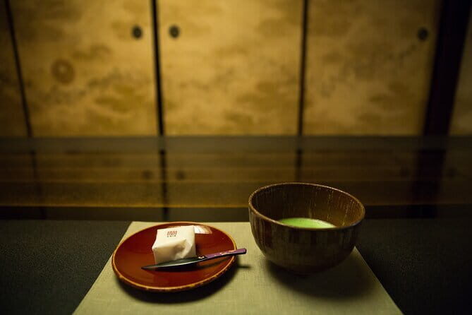 True Kanazawa: Private Walking tour with a Local guide - Ishikawa Local Products Center: craft energy, not just sightseeing