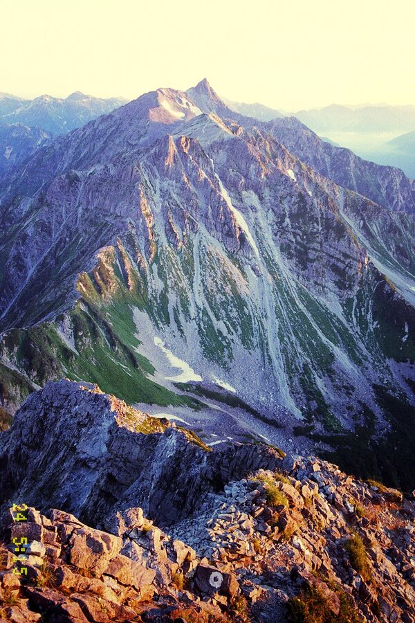 Daikiretto and Yari at sunrise from Kita-Hotaka