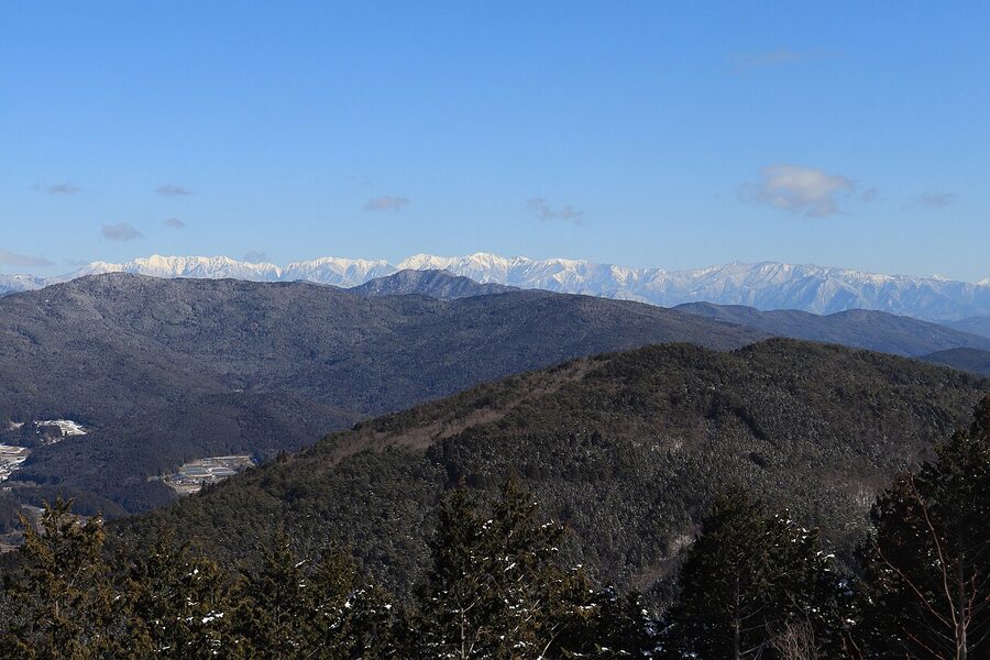 Kiso Mountains range panorama from Mt Kengyo